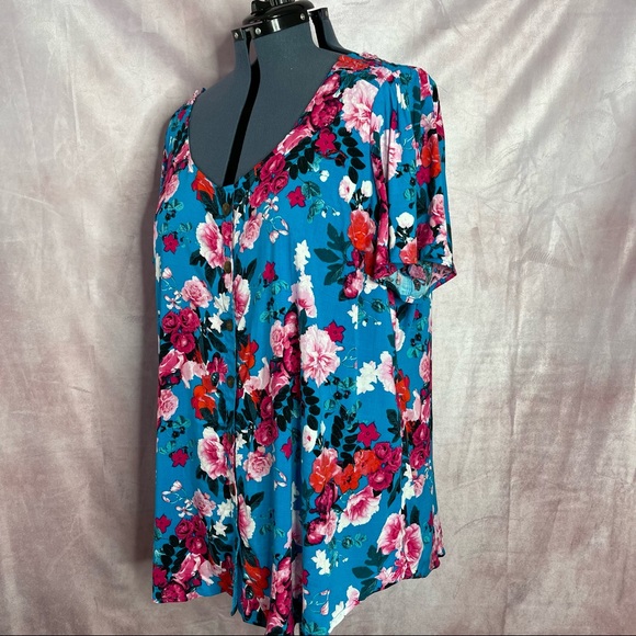 Torrid Rayon Slub Button-Front Flutter Sleeve Top Size 4X NWT - Picture 5 of 15